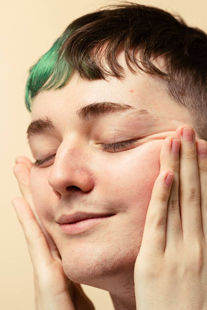 47D334BA-BD5F-F574-8DDC-551B6BCA5952