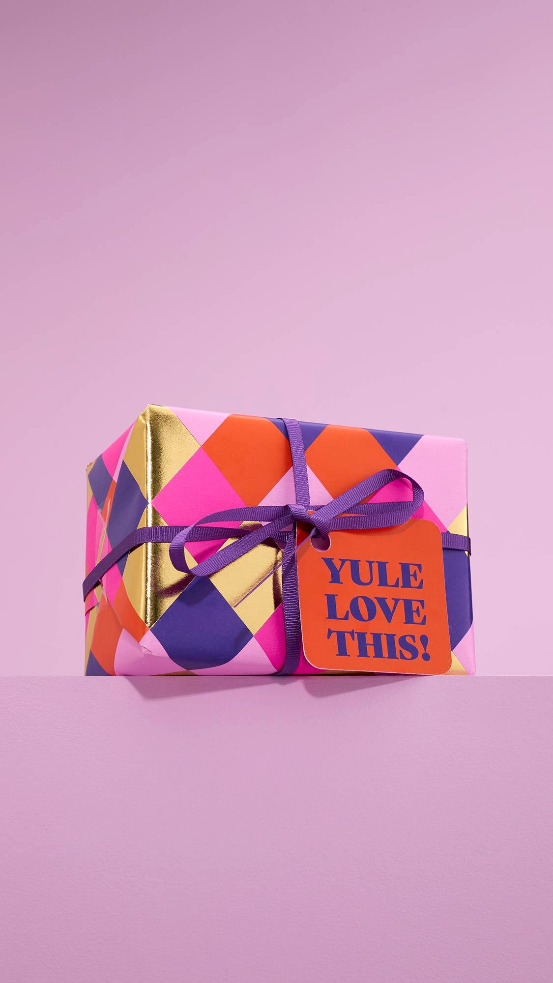 B91AE8BE-AED7-E46F-24AF-29D31F97C0D1