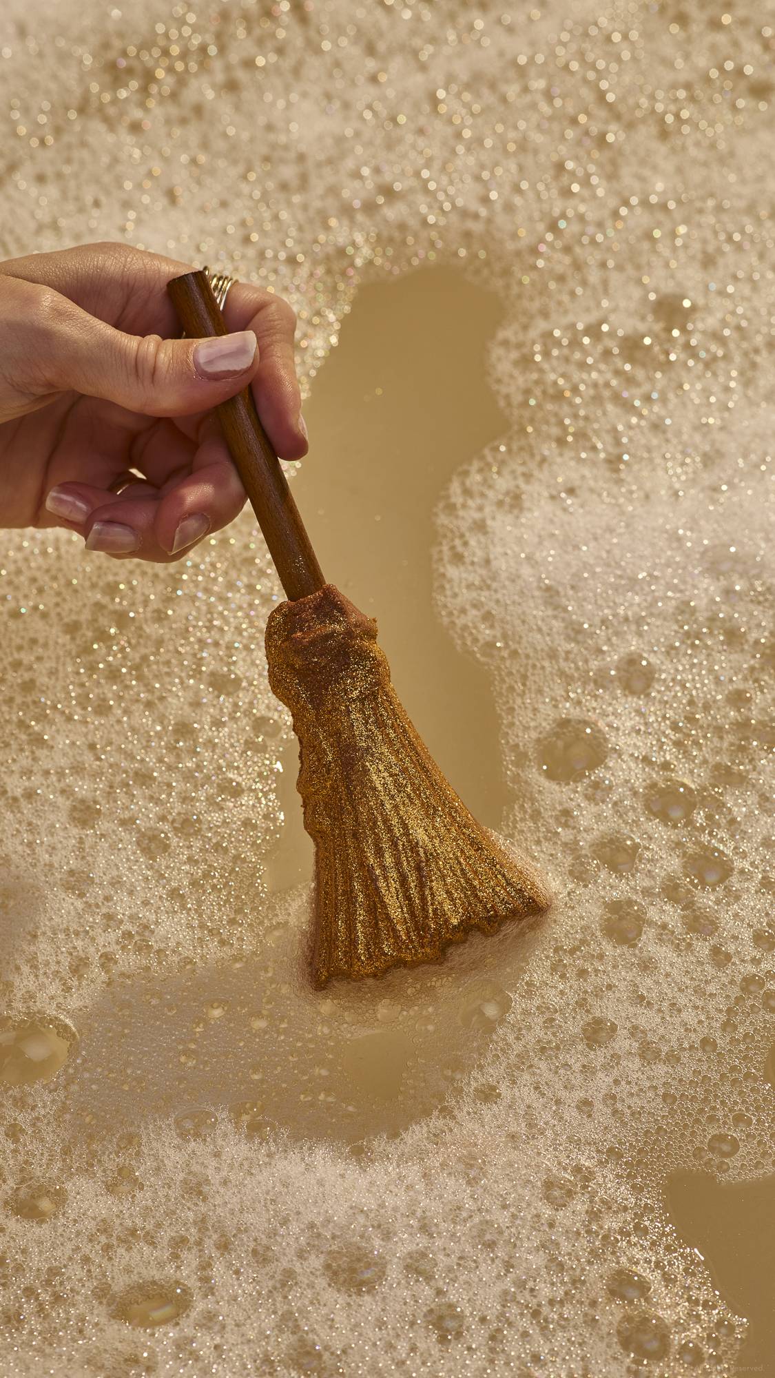 EA2100A0-D210-CB2B-9DAB-E2EA5ABD1A55