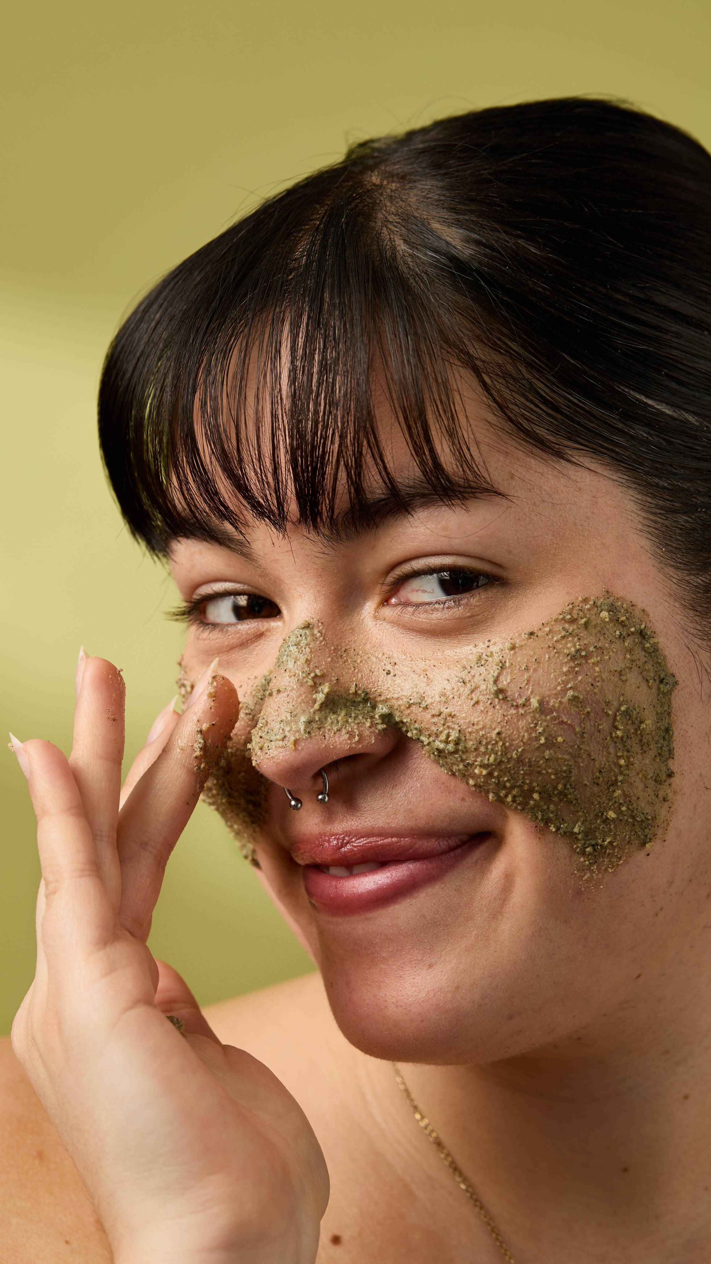 ED4FB8D8-29F7-140F-A09B-7FEA19BCDF1D